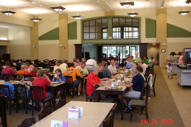 langstraatreunion22.jpg