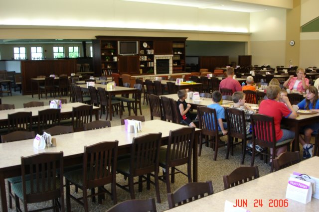 langstraatreunion24.jpg