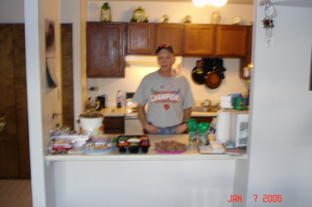 darrellinthekitchen.jpg
